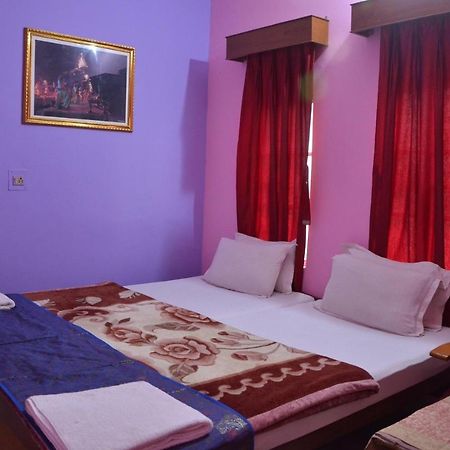Puja Guest House Варанасі Екстер'єр фото