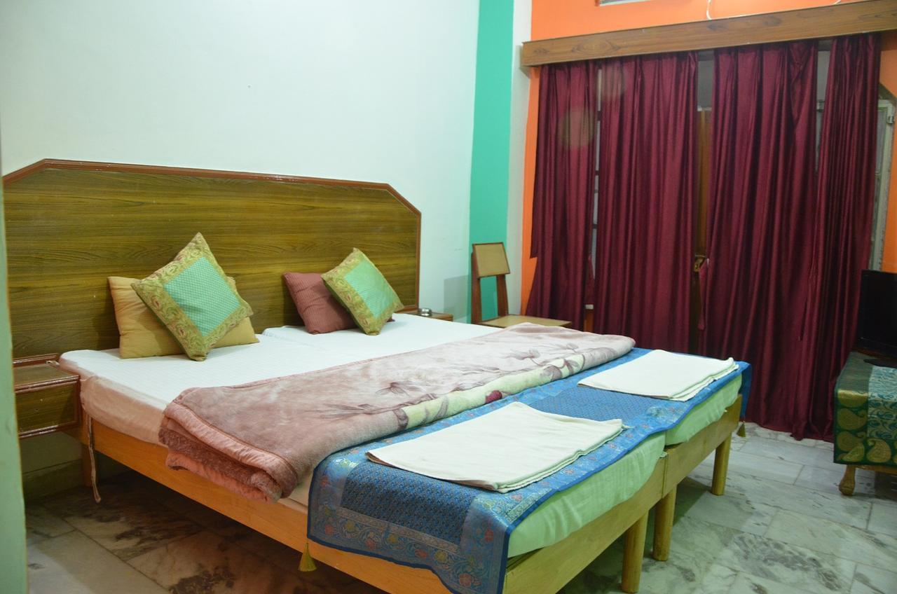Puja Guest House Варанасі Екстер'єр фото